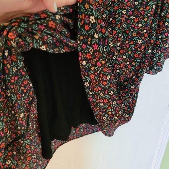 Molly Bracken Ditzy Floral Print  Shift Mini Dress Bell Sleeve Back Neck Tie M - Picture 4 of 15